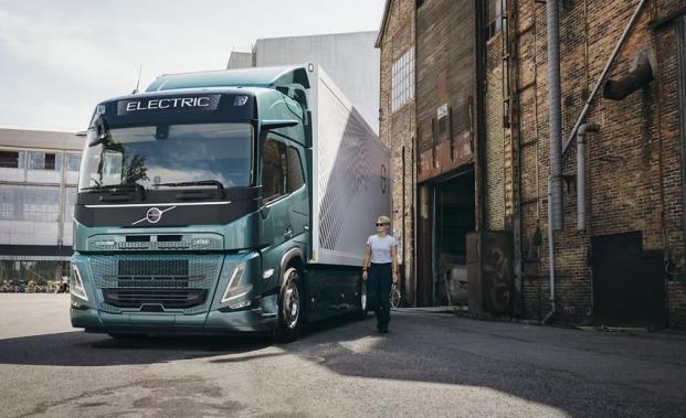 Volvo FM 4x2 j&auml;mnlast &auml;r den senaste Volvolastbilen som f&aring;r Euro NCAP:s h&ouml;gsta s&auml;kerhetsbetyg.