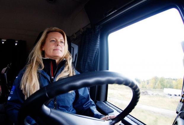 Fyra av fem nya jobb i transportsektorn gick mellan 2024 och 2025 till kvinnor.