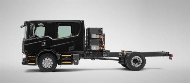 Scania lanserar sin f&ouml;rsta batterielektriska CrewCab f&ouml;r brand-, flygplats- och r&auml;ddningsoperationer.